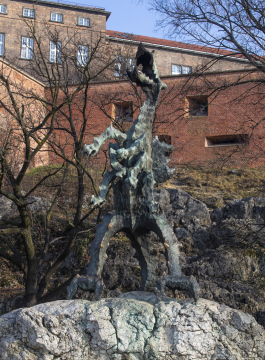 Wawel Dragon Sculpture, monument