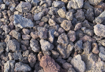 Volcanic stones of various sizes