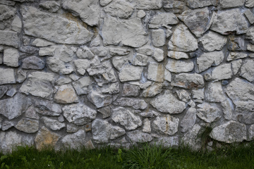 Wall made of white limestone