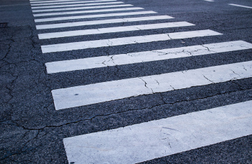 Lanes at the pedestrian crossing