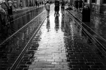 Black and white street in time of rain