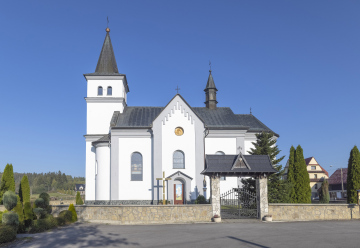 Church in Pieniążkowice, Parish of Our Lady of Sorrows