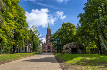 Church of the Lord's Resurrection, Kalwaria Piekary Śląskie