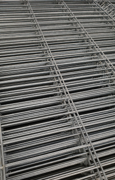 Welded fence panels