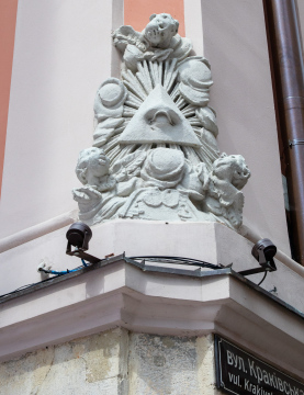 Architectural detail on the corner of a tenement house at Krakowska Street in Lviv