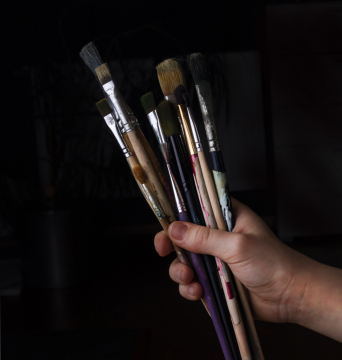 Artistic Brushes in the Hand