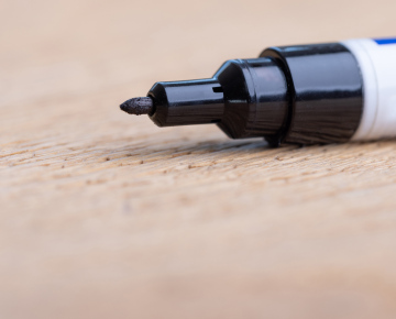Black felt-tip pen