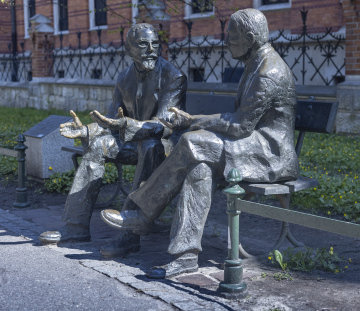 A bench of mathematicians Banach and Nikodym in Planty.