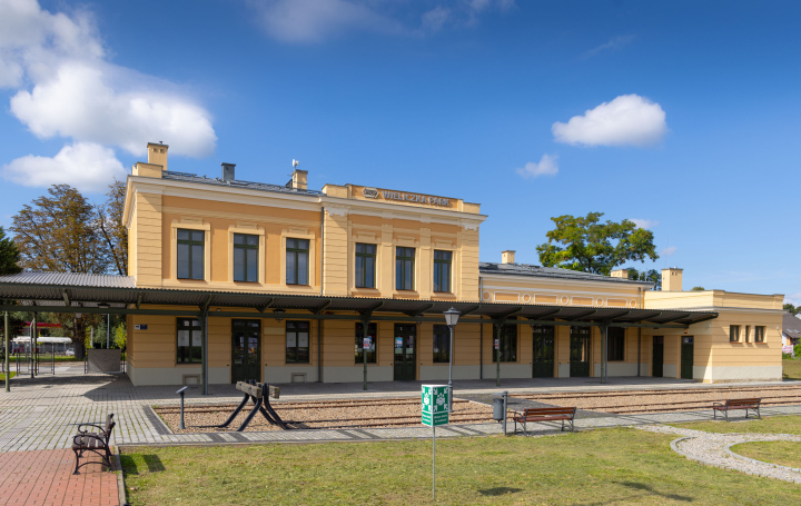 Wieliczka Park, the building of the railway station