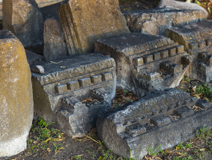 Architectural details of the excavation