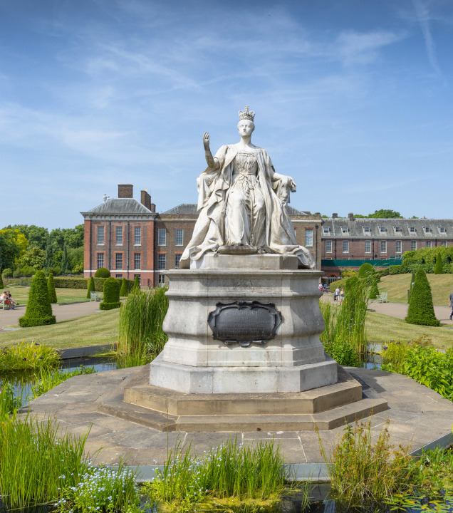 Queen Victoria Memorial, Kensington Palace. England, London.