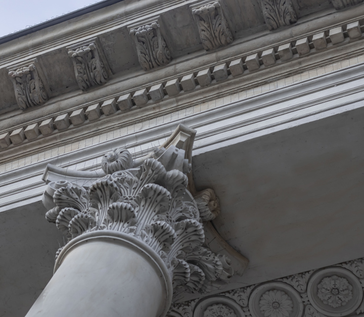 Ornate Ceiling Supporting Column