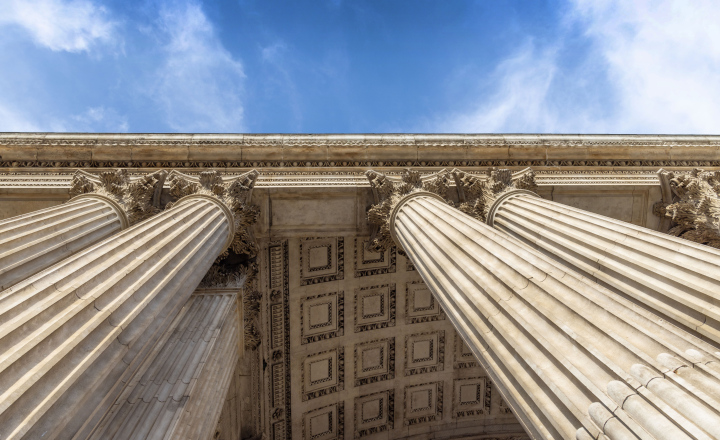 Decorative columns in front of the entrance to the Cathedral of St. Paul in London
