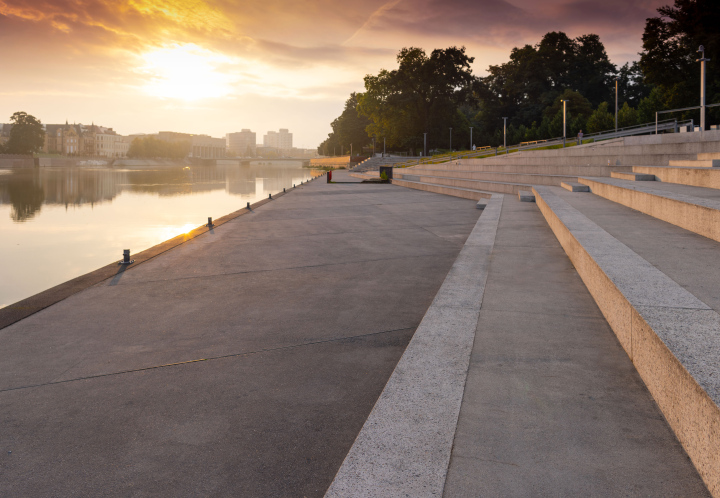 Dunikowski Boulevard in Wrocław