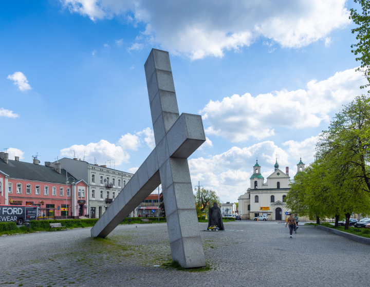 Częstochowa Cross on Daszyński Square