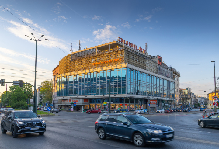 Jubilarian Department Store in Krakow, Aleje Trzech Wieszczów