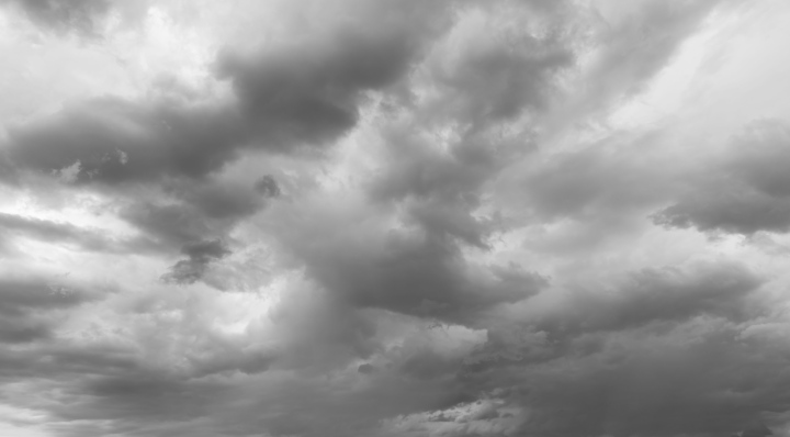 Gray sky, dangerous clouds