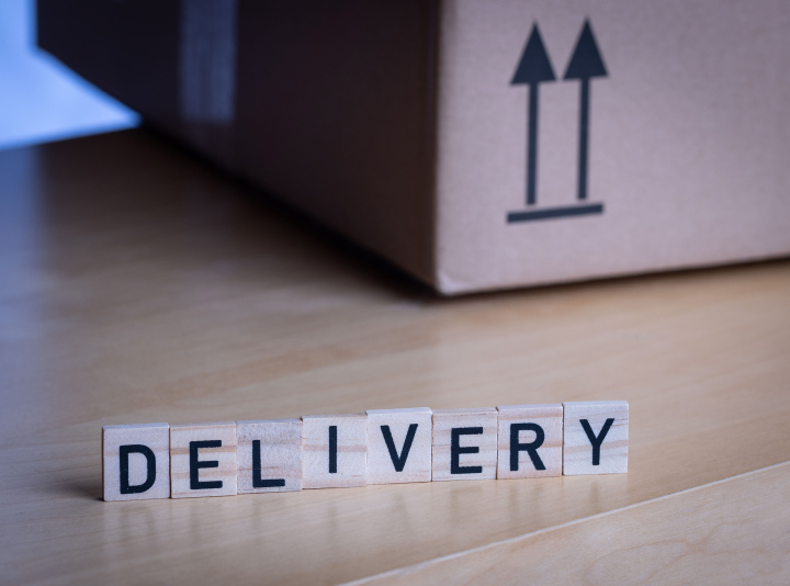 Delivery, inscription and cardboard box