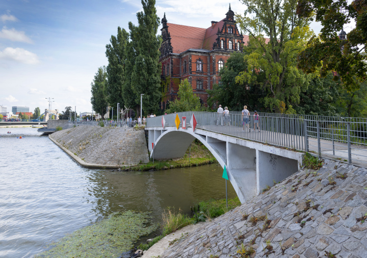 Xawery Dunikowski Boulevard in Wrocław